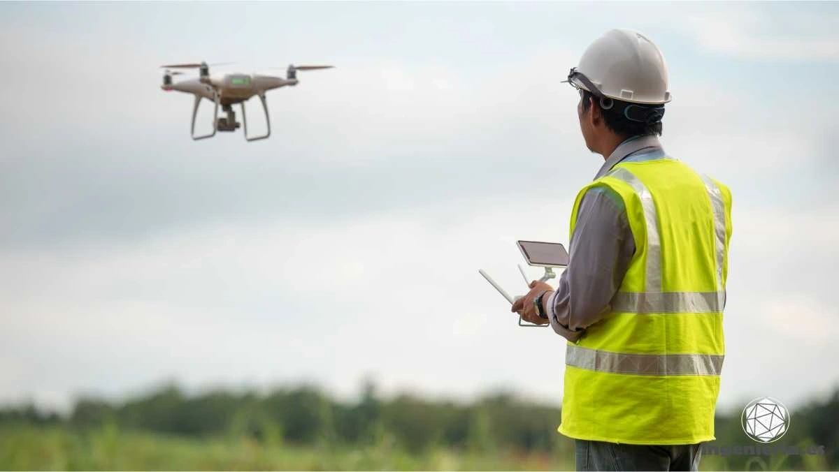 Dron